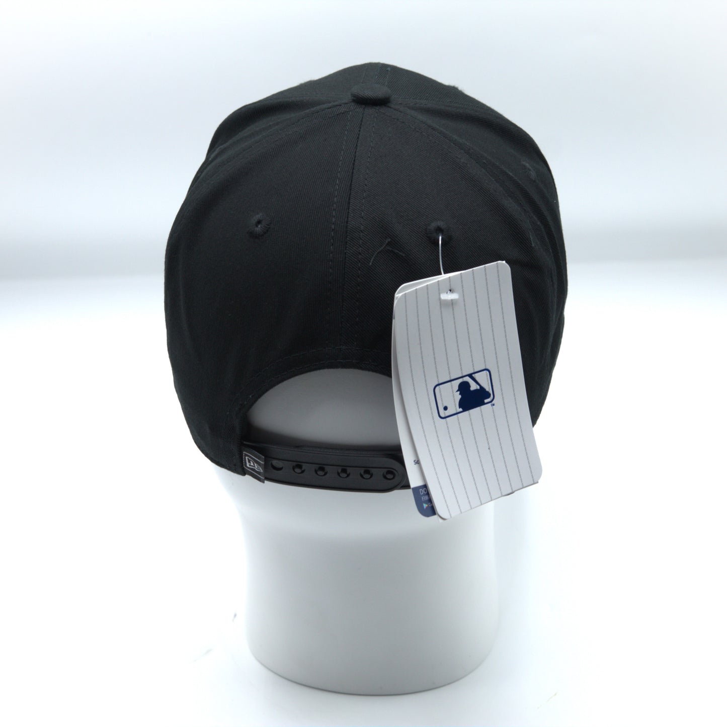 CHICAGO Black Black 2026