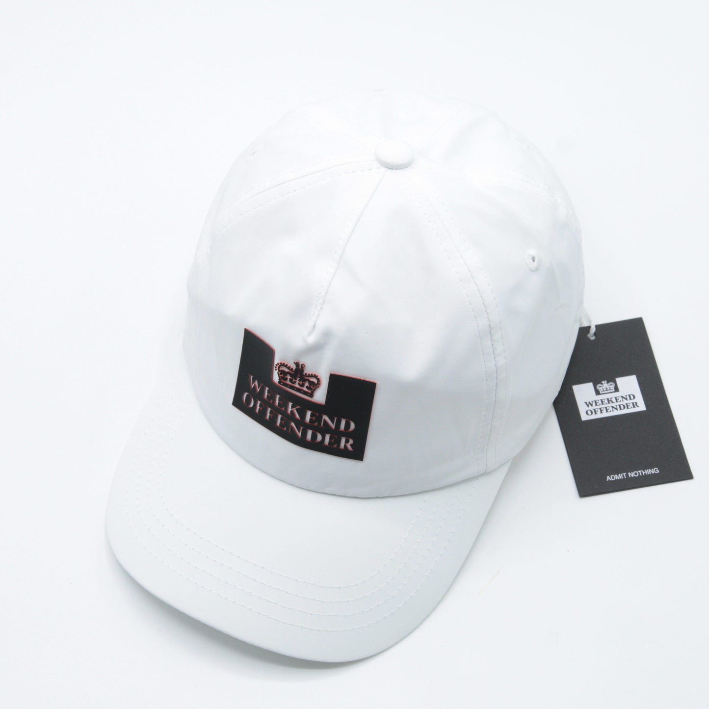 Weekend White White 2026