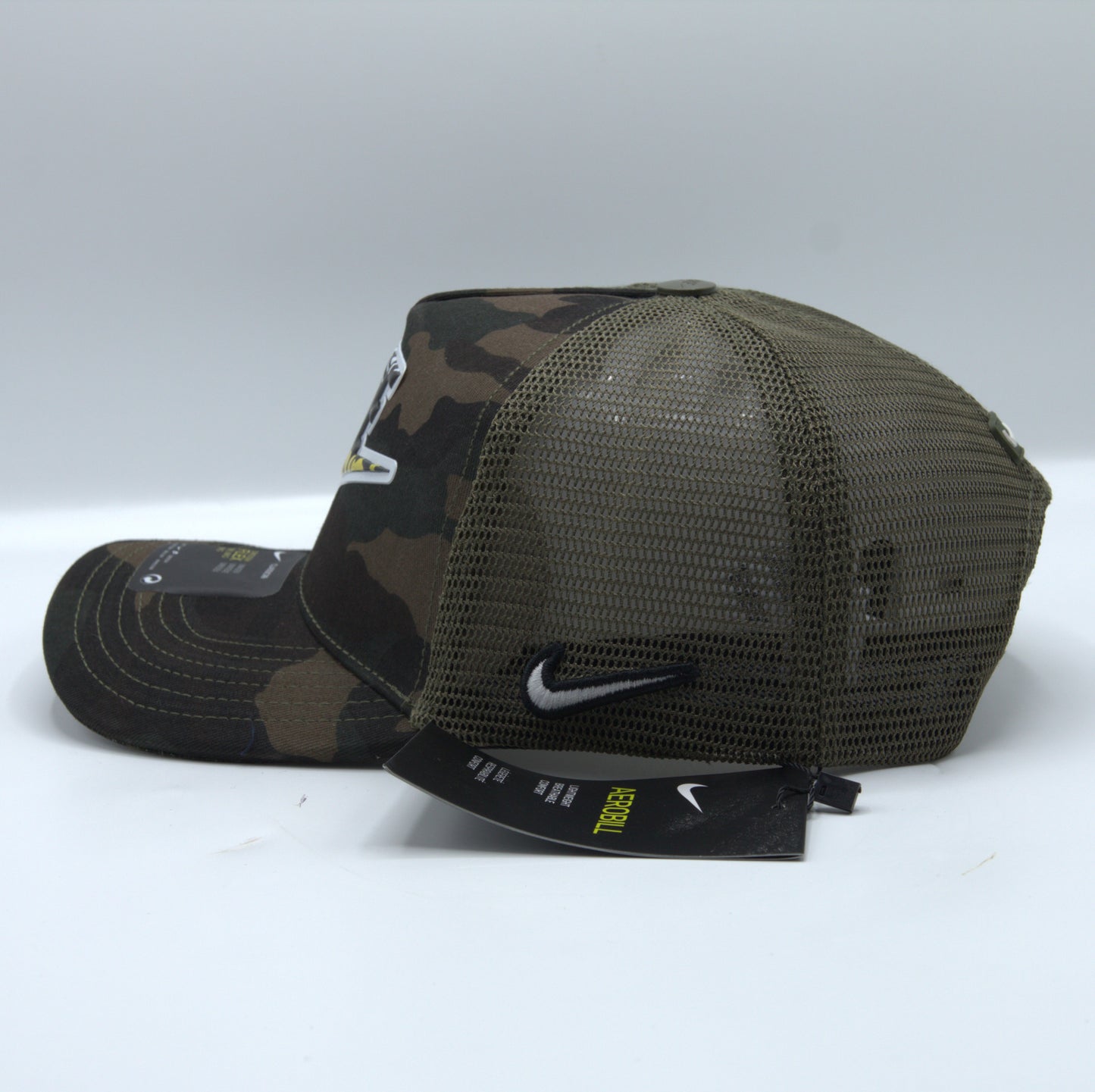 NIKE NV MILITAIRE