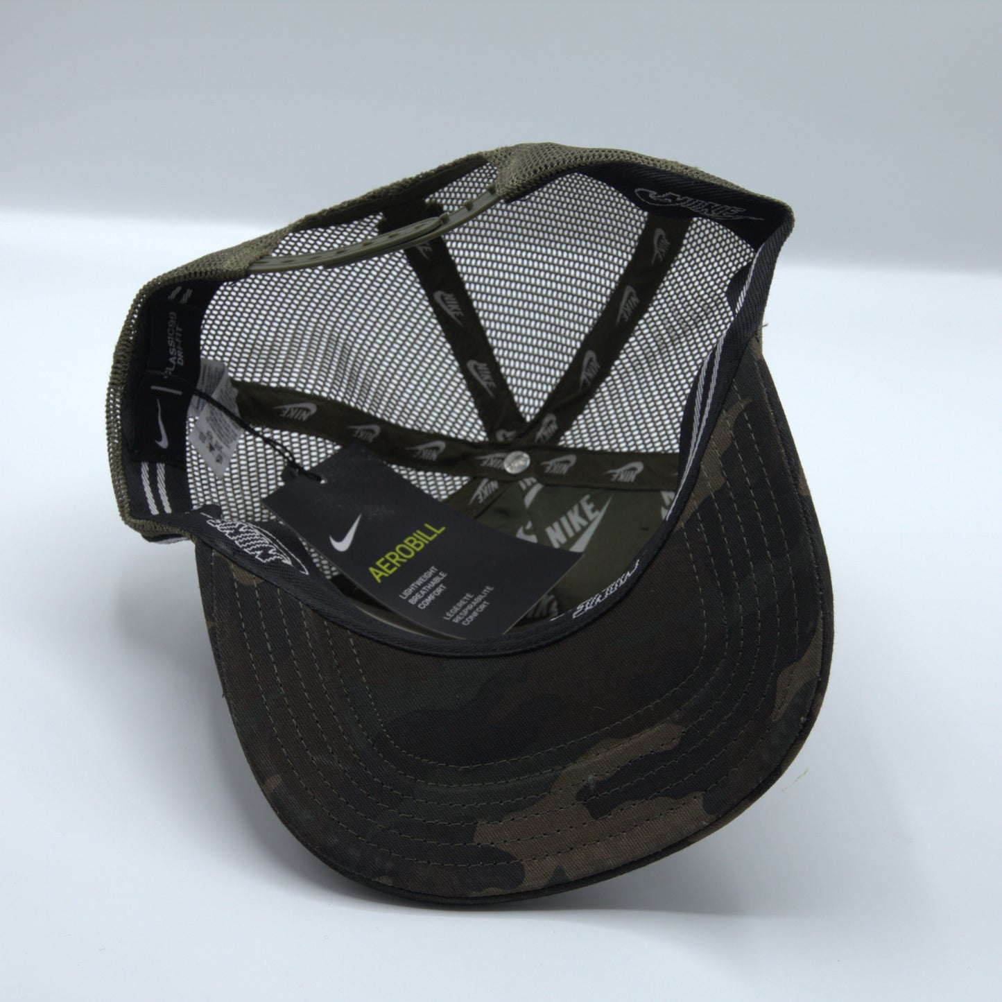 NIKE NV MILITAIRE